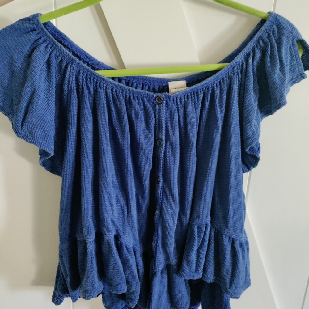 We the free Off the shoulder crop shirt
